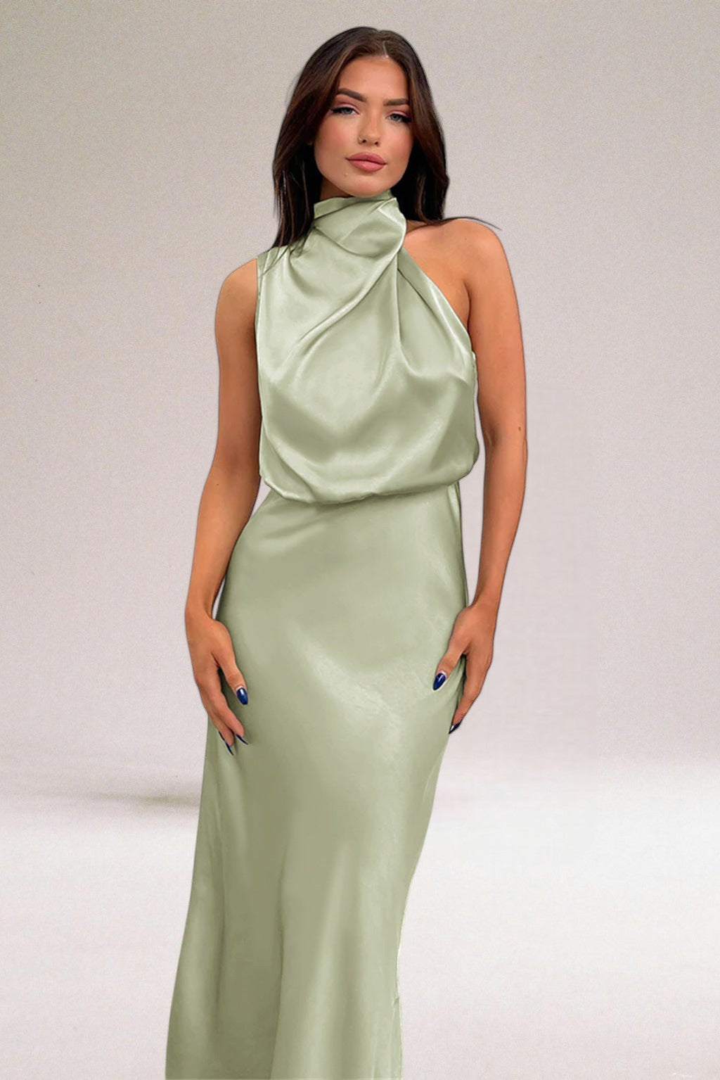 ELARA™ – Elegant Satin Evening Dress for Timeless Glamour