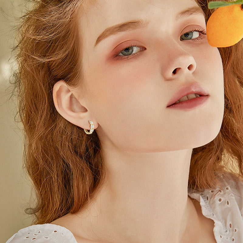 Daisy's 925 moissanite earrings