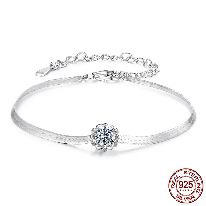 Madeleine's 925 silver flower bracelet