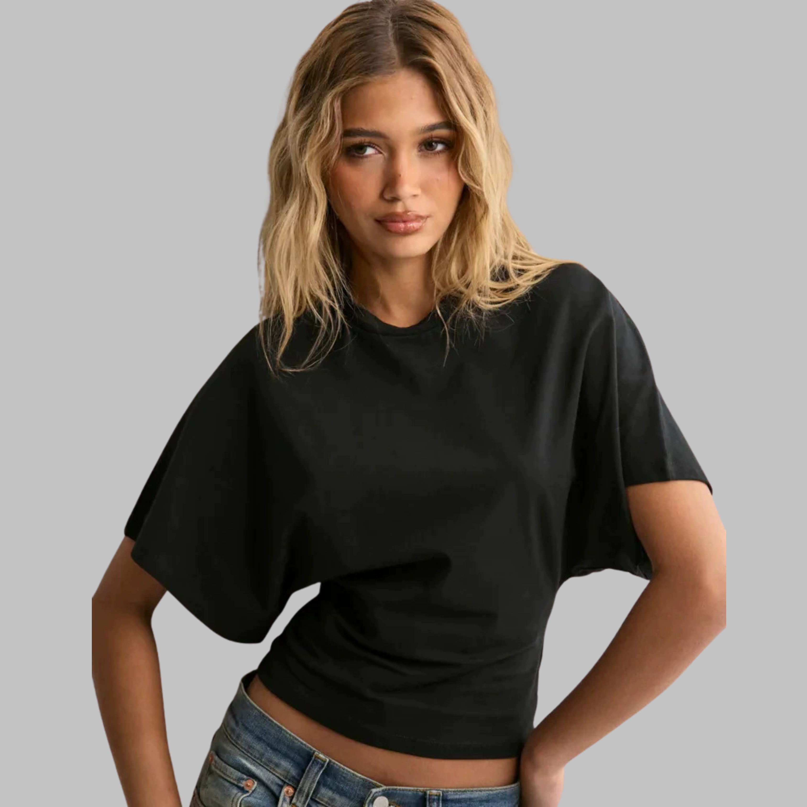 RAZI™ Casual Fitted Half-Sleeve Round-Neck Top – Flattering Everyday Essential