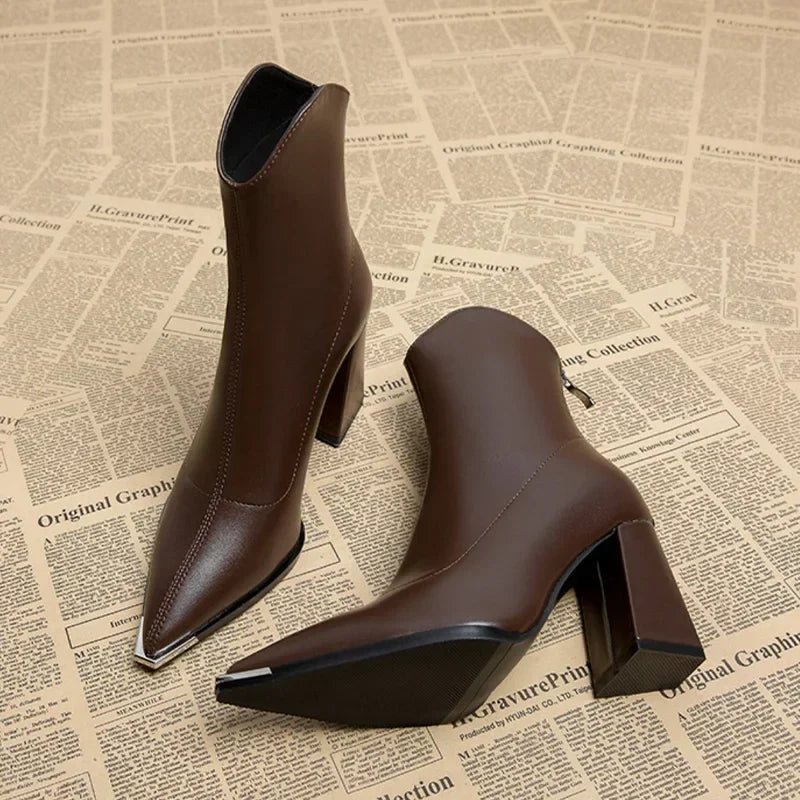 NOX™ Chrome-Tip Chelsea Boots