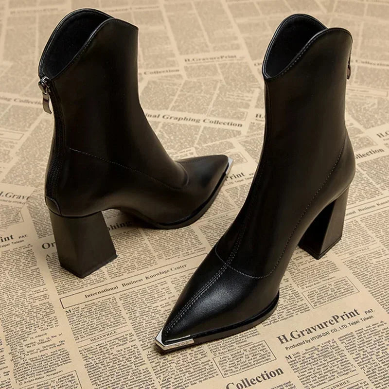 NOX™ Chrome-Tip Chelsea Boots