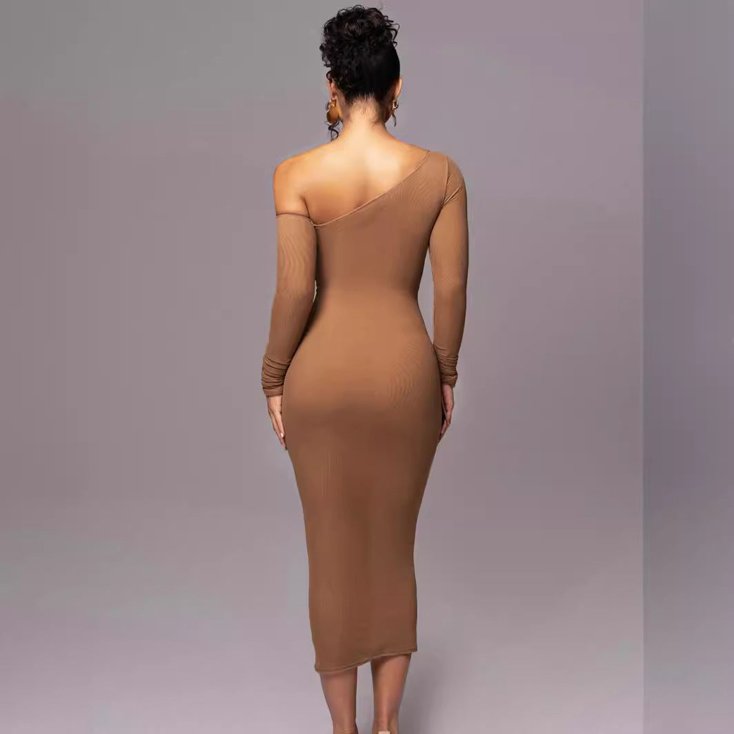 BENTE™ Sophisticated Bodycon Long-Sleeve Midi Dress