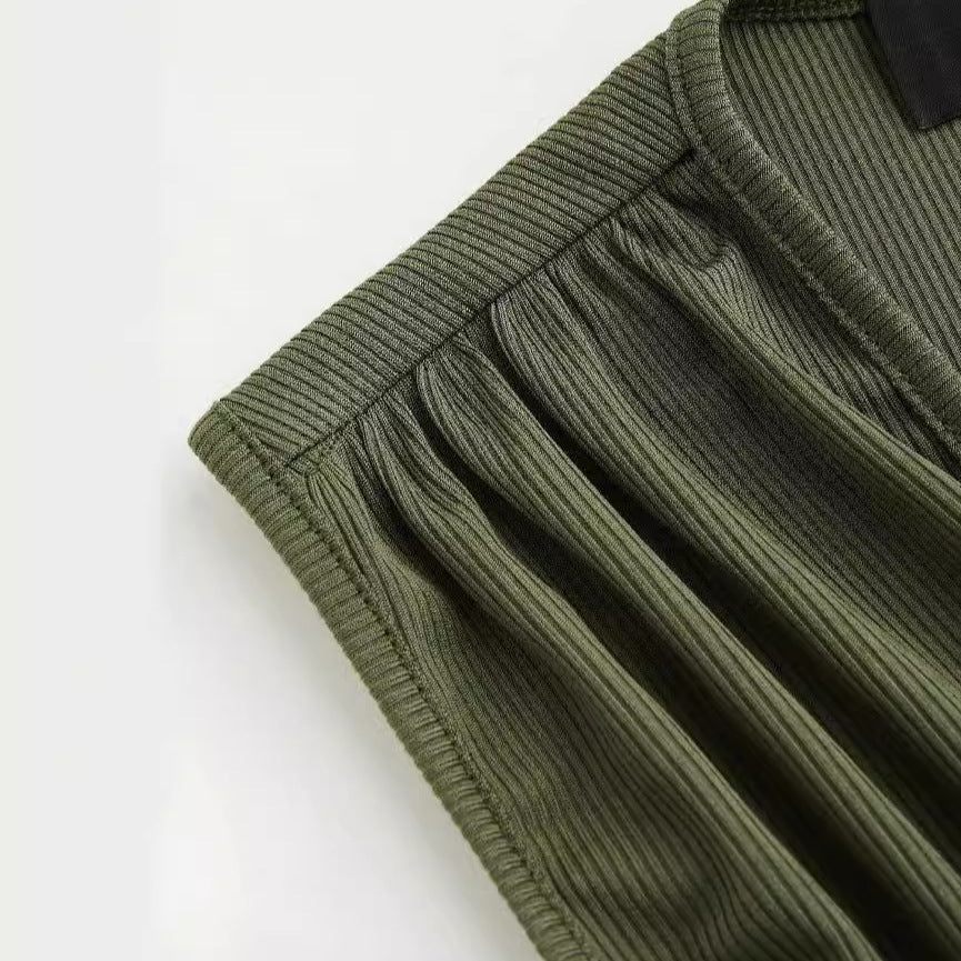 PARIS™ - Sophisticated V-Neck Sleeveless Romper