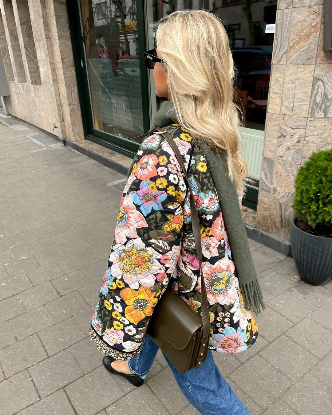 NICOLE™ Chic Printed Jacket – Trendy, Eye-Catching Style for Everyday Wear