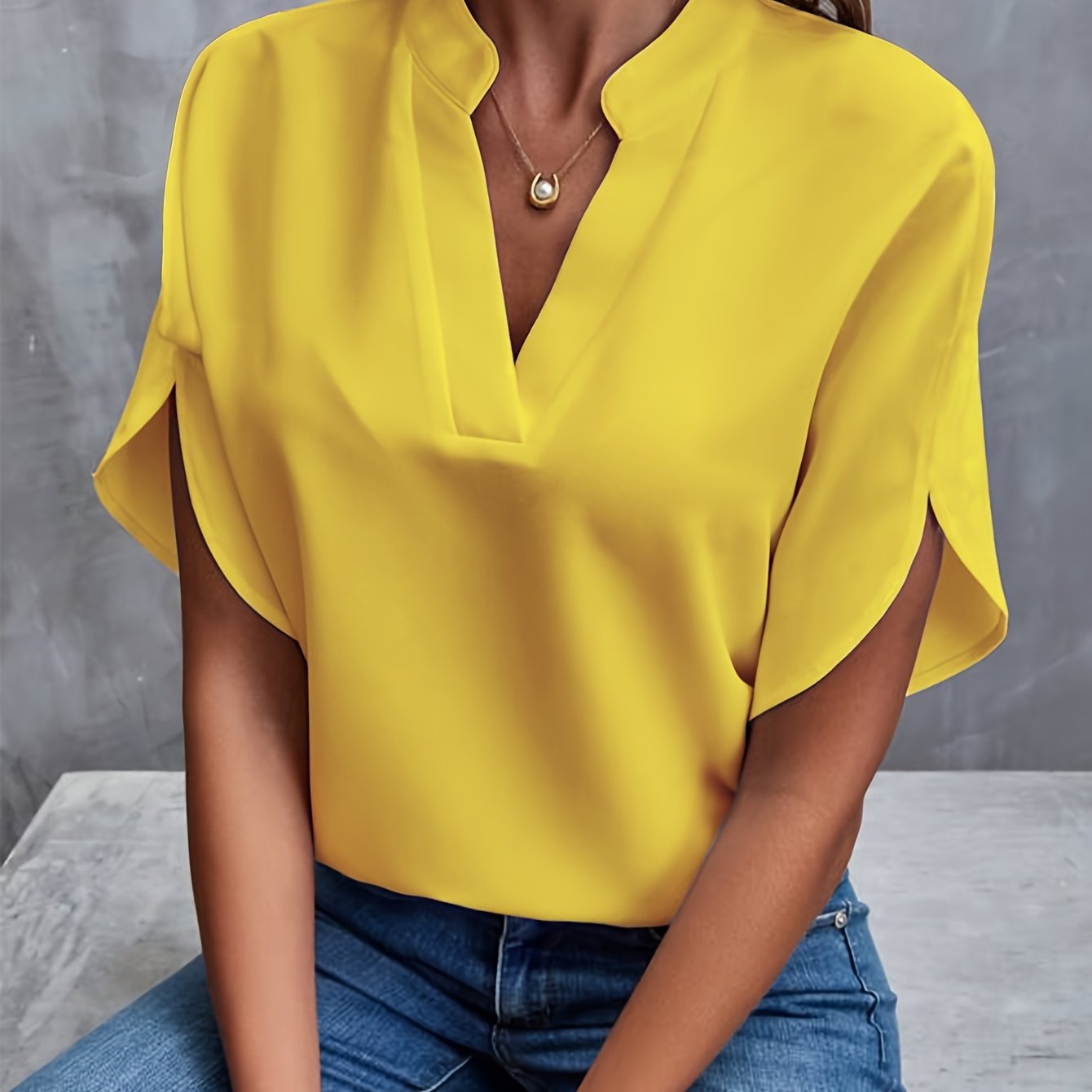 DELANEY™ - Sophisticated, Modern Blouse