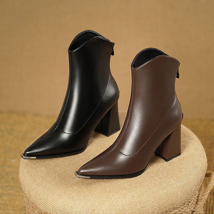 NOX™ Chrome-Tip Chelsea Boots